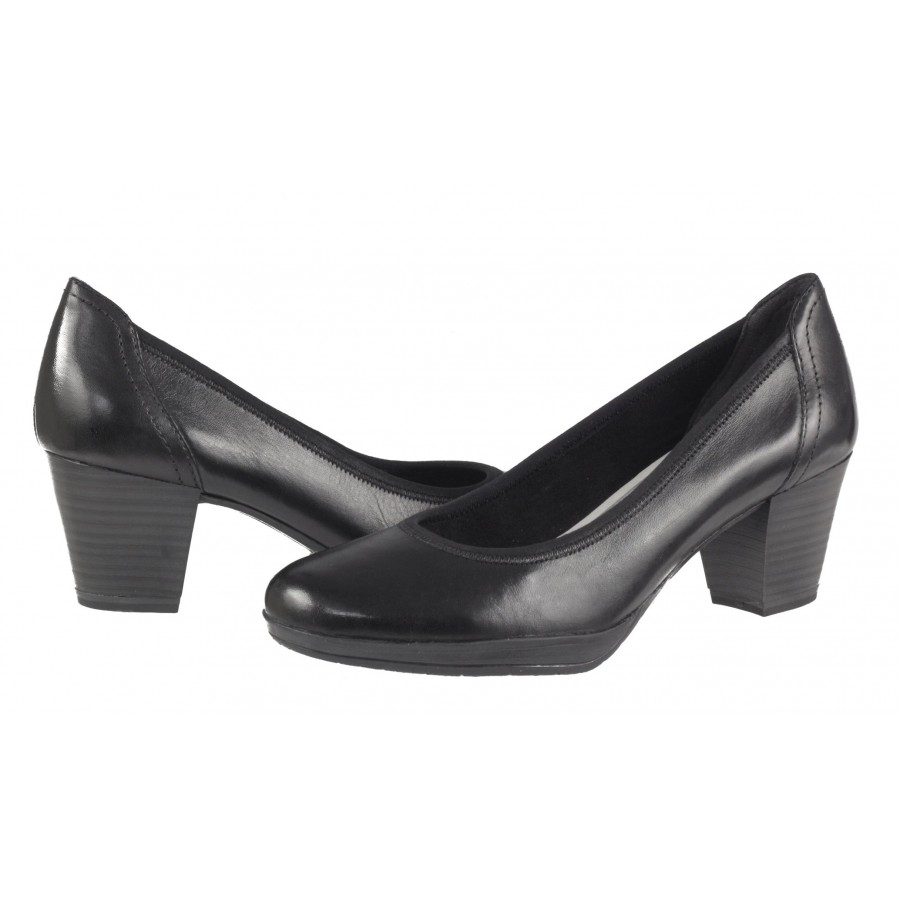 Дамски черни класически обувки на среден ток естествена кожа Marco Tozzi мемори пяна